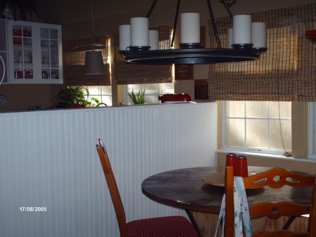 Dining area of 16' wide cottage