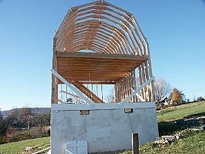 gambrel roof cottage